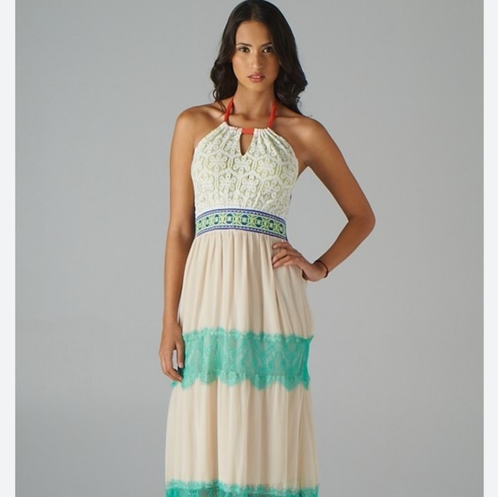 Yahada USA Halter Boho Maxi Dress Size Medium
